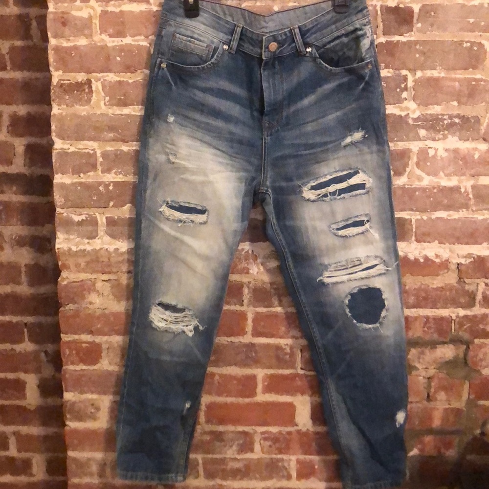 Men’s Distressed Blue Jeans